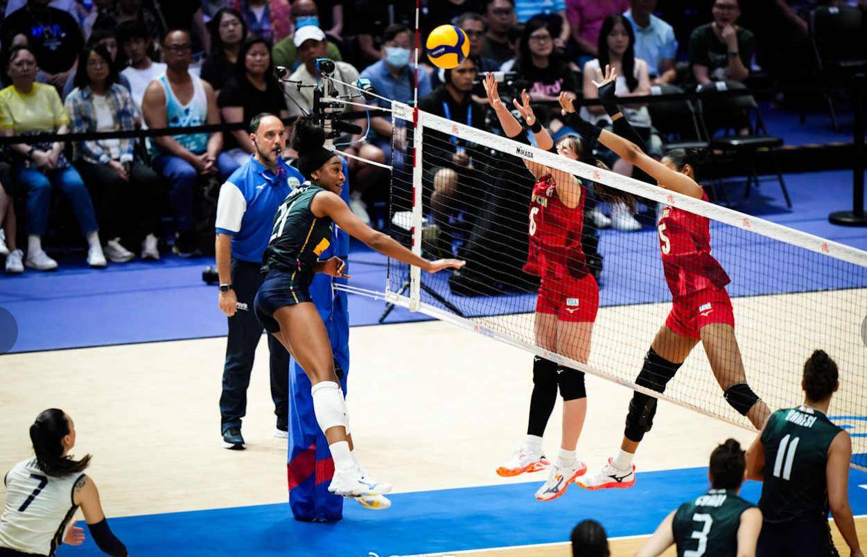 挪威女排遭遇失败,备战下一场比赛 挪威女排遭遇失败,备战下一场比赛