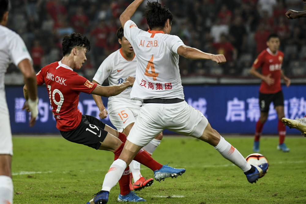 开云体育官网-武汉卓尔客场战平广州恒大,士气大振的简单介绍