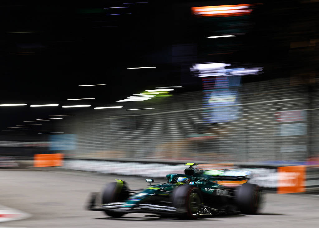 开云体育入口-包含迈凯伦横扫威廉姆斯，拉塞尔高光表现的词条