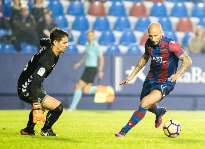 马赛客场输球,遭遇背水一战 马赛客场输球,遭遇背水一战