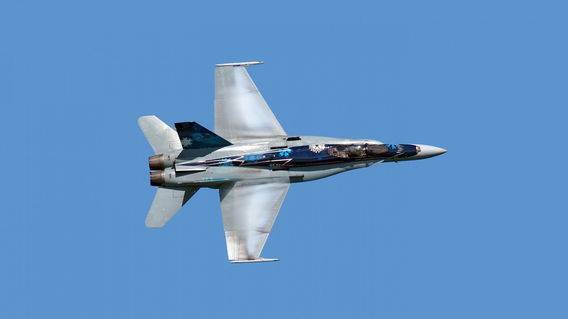 冰冷到灼热,范弗利特用一记记三分审判对手,救赎自己