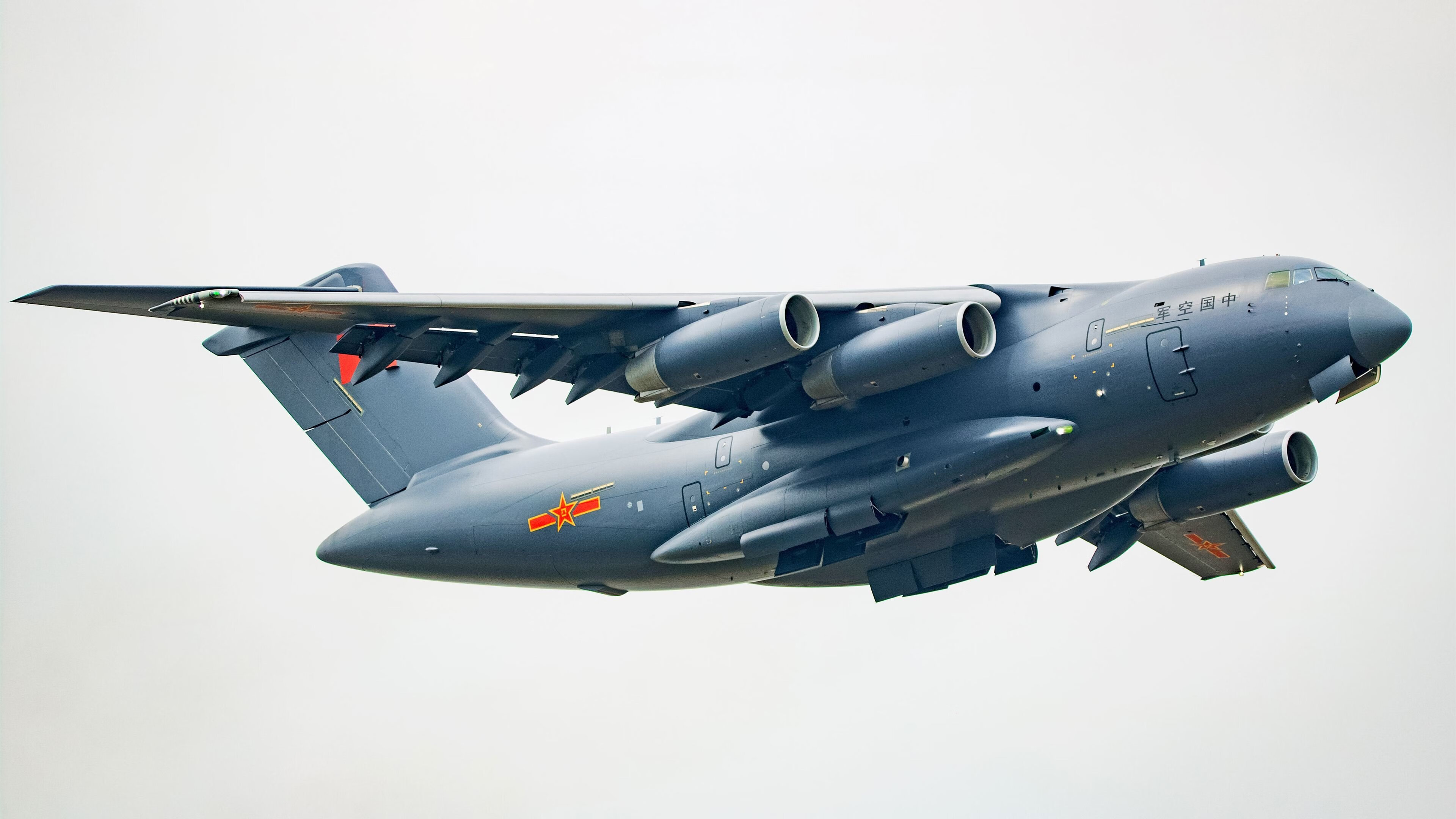 阿什拉夫一手掌控比赛走势,英格兰冲垮牙买加获大胜