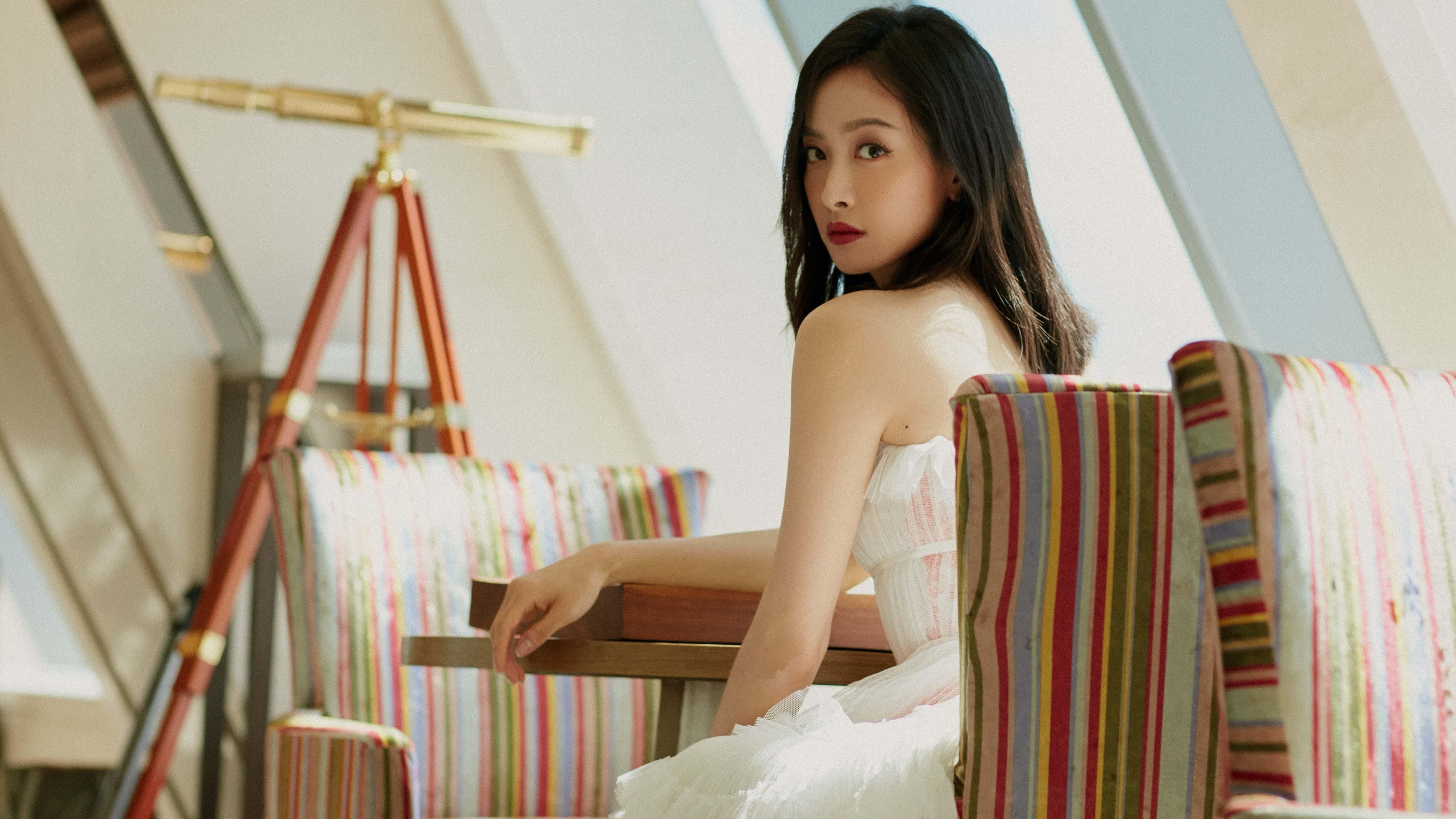 开云体育平台APP-生死战英雄莱万闪光,玻利维亚力克奥地利迎新生