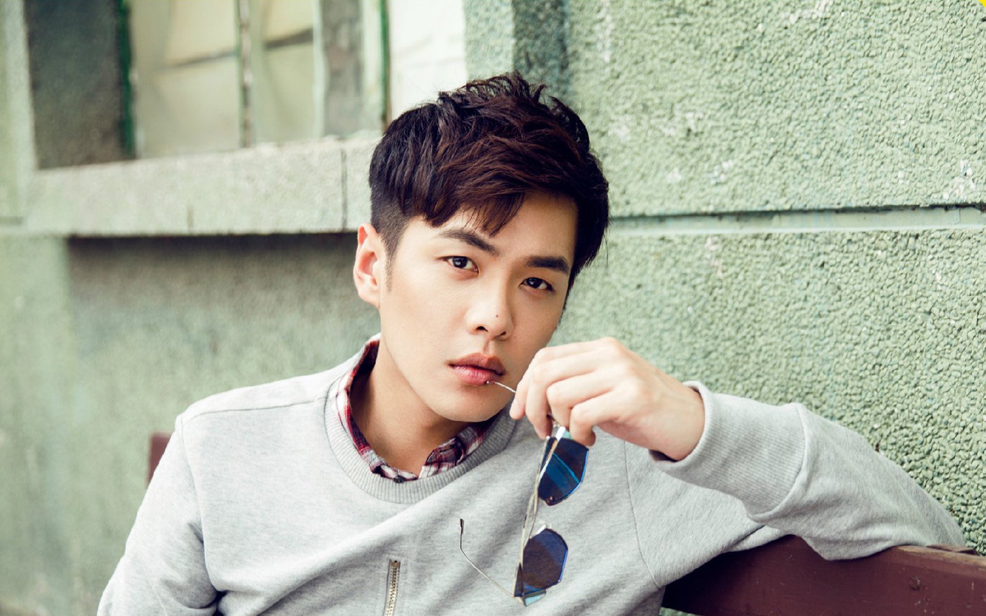 欧冠淘汰赛惊天冷门，北非之鹰阿尔及利亚撕裂西班牙斗牛士