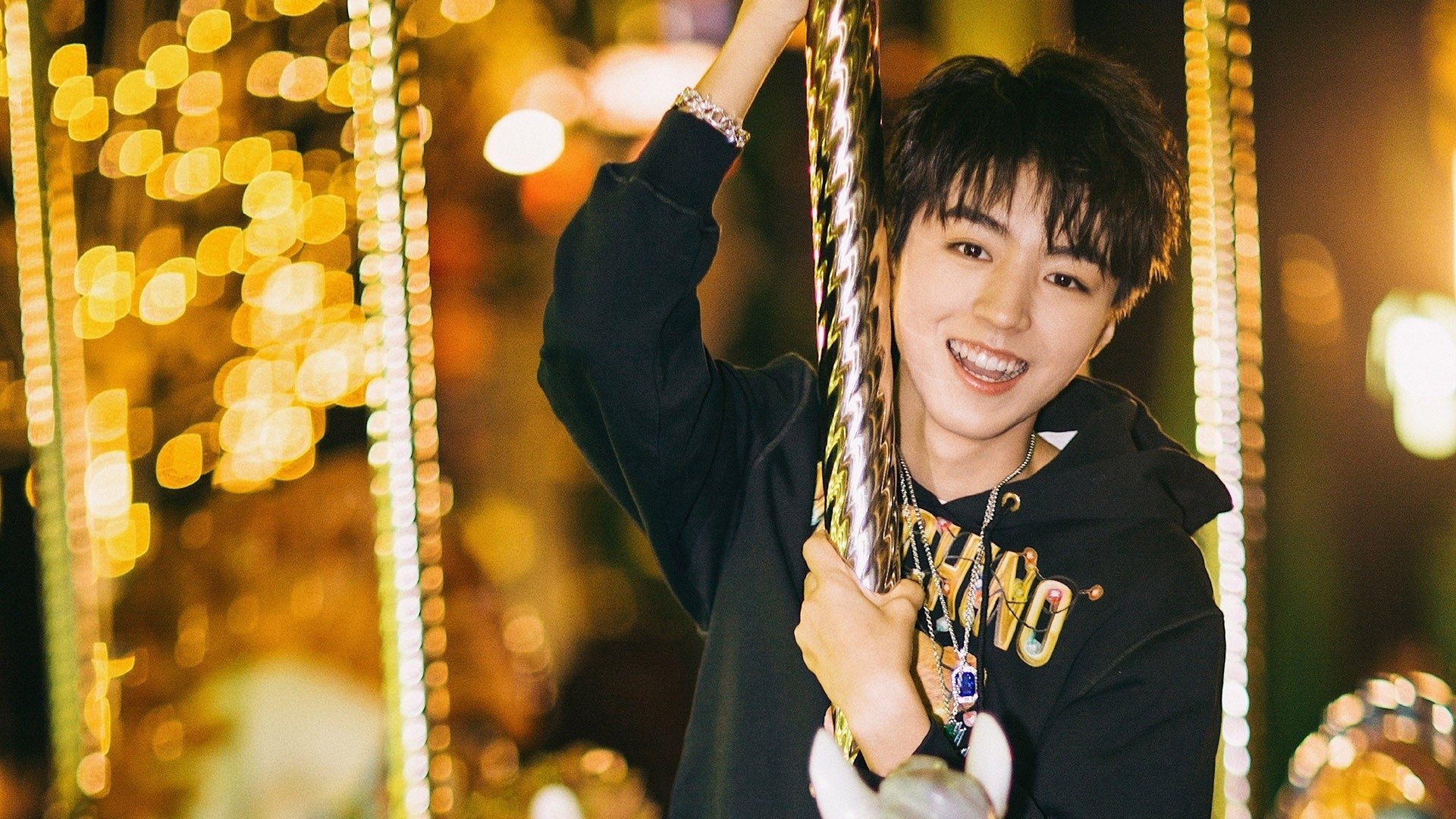 开云sport-浓眉擎天定乾坤!浙江男篮爆冷力克76人,中国篮球震撼之夜