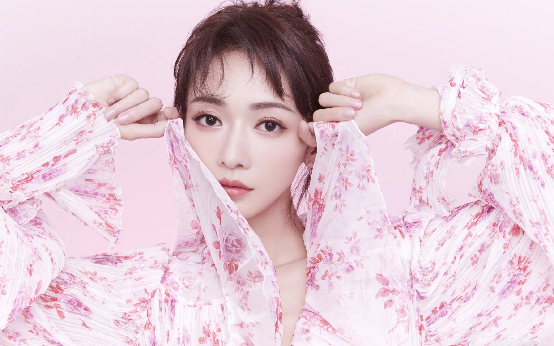 F1街道赛之夜，拉斯维加斯隧道口的光影交锋—罗德里的冰冷指令与致命超越