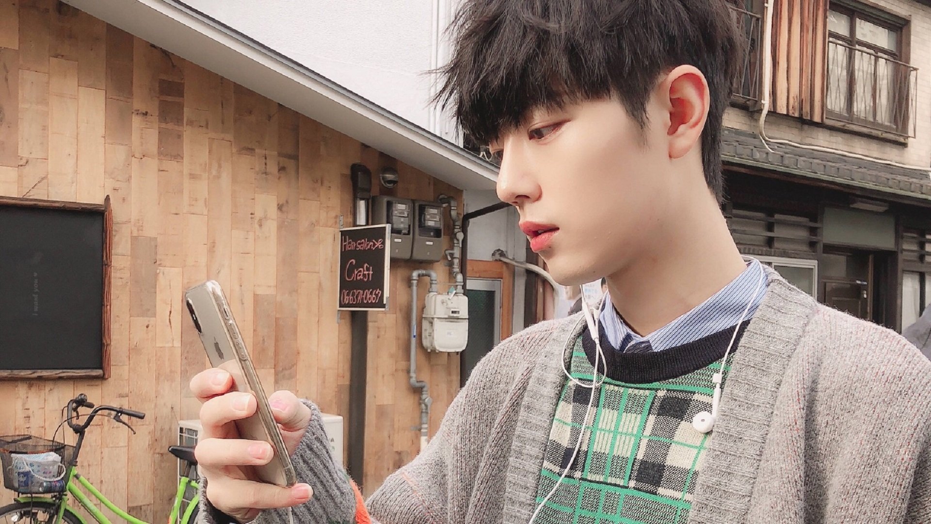 绿茵上的文化对撞，当枪手遇见超级雄鹰，卢卡库的倒戈与主宰